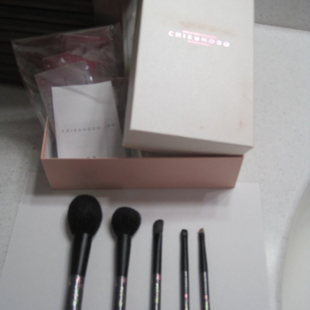 Chikuhodo 2024 Collection Belle Fleur 5-Brush Set